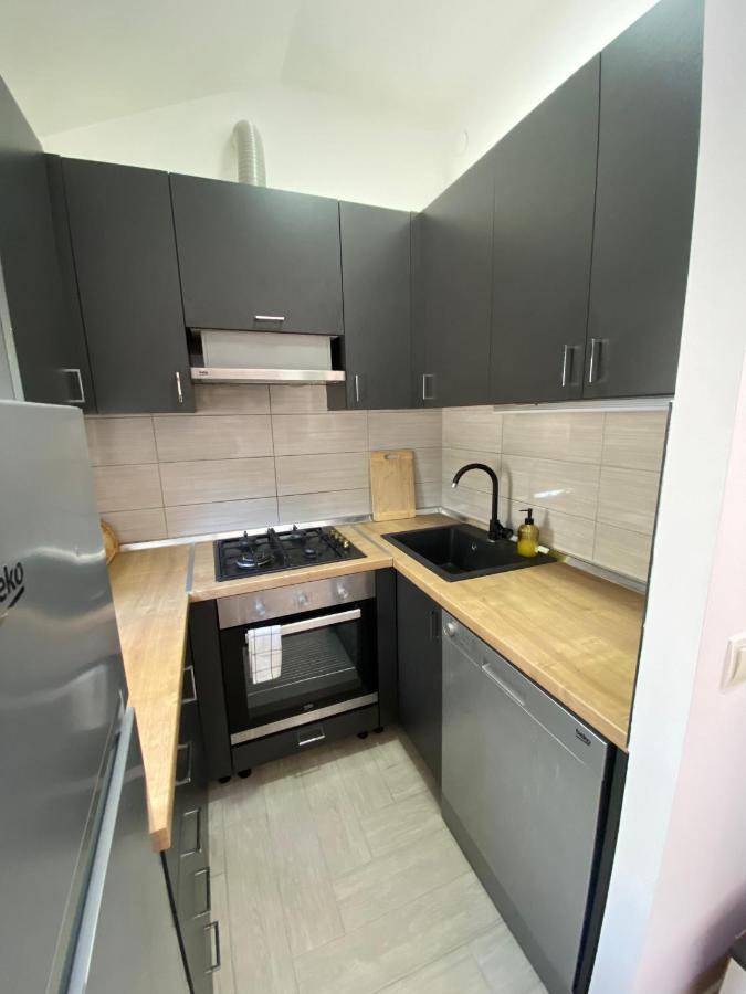 Apartman Cukar II Pula Lägenhet Exteriör bild