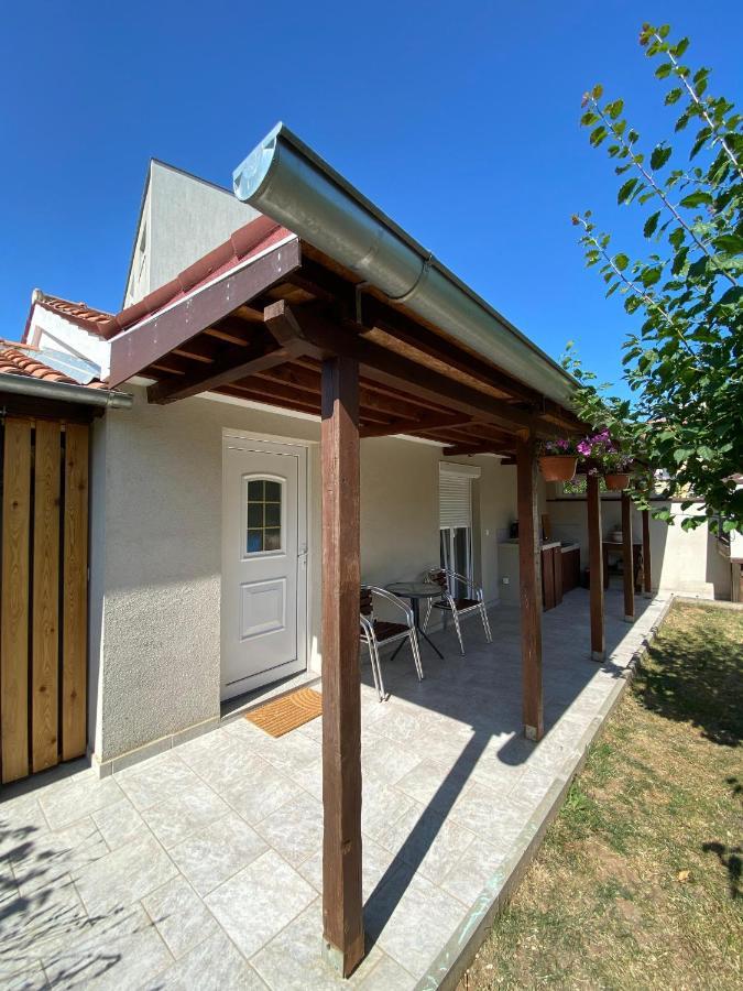 Apartman Cukar II Pula Lägenhet Exteriör bild